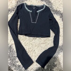 Urban Outfitters Long Sleeve Ribbed Crop Top with Contrast Trim - Black- XS/S